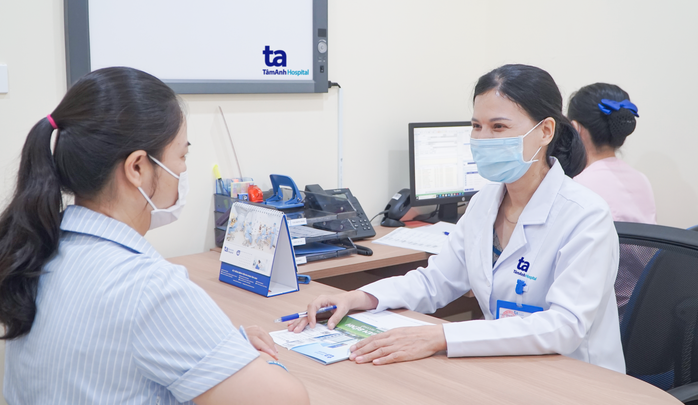 Người dân đến thăm khám tại Trung tâm khám chữa bệnh Tâm Anh Quận 7 ngay từ ngày đầu ra mắt Người dân đến thăm khám tại Trung tâm khám chữa bệnh Tâm Anh Quận 7 ngay từ ngày đầu ra mắt
