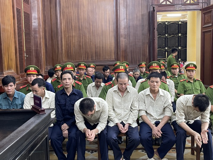 Vụ “cát tặc" ở Cần Giờ: Tòa án đã tuyên ra sao?- Ảnh 3. Vụ “cát tặc" ở Cần Giờ: Tòa án đã tuyên ra sao?- Ảnh 3.