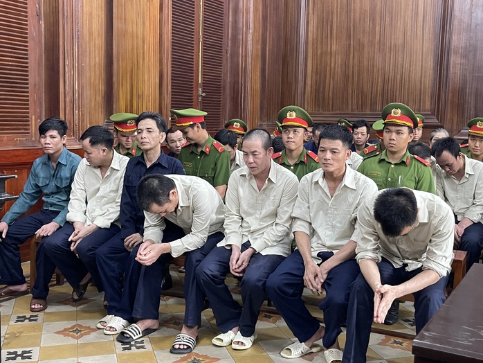 Vụ “cát tặc" ở Cần Giờ: Tòa án đã tuyên ra sao?- Ảnh 2. Vụ “cát tặc" ở Cần Giờ: Tòa án đã tuyên ra sao?- Ảnh 2.