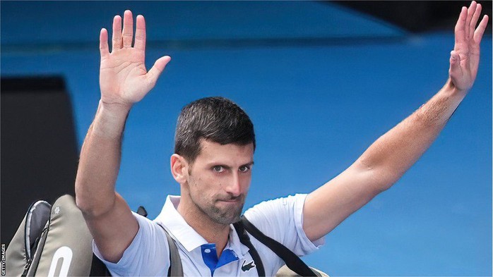 Sau Alcaraz, Djokovic dừng bước bất ngờ, trắng tay Grand Slam năm nay- Ảnh 1. Sau Alcaraz, Djokovic dừng bước bất ngờ, trắng tay Grand Slam năm nay- Ảnh 1.