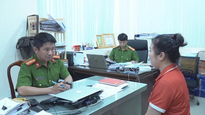 Triệt phá nhóm mua bán người, dùng trẻ em trong tiệm mát-xa- Ảnh 2. Triệt phá nhóm mua bán người, dùng trẻ em trong tiệm mát-xa- Ảnh 2.