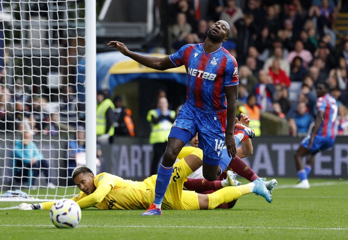Crystal Palace đang "trả giá" sau một mùa giải thành công- Ảnh 1. Crystal Palace đang "trả giá" sau một mùa giải thành công- Ảnh 1.