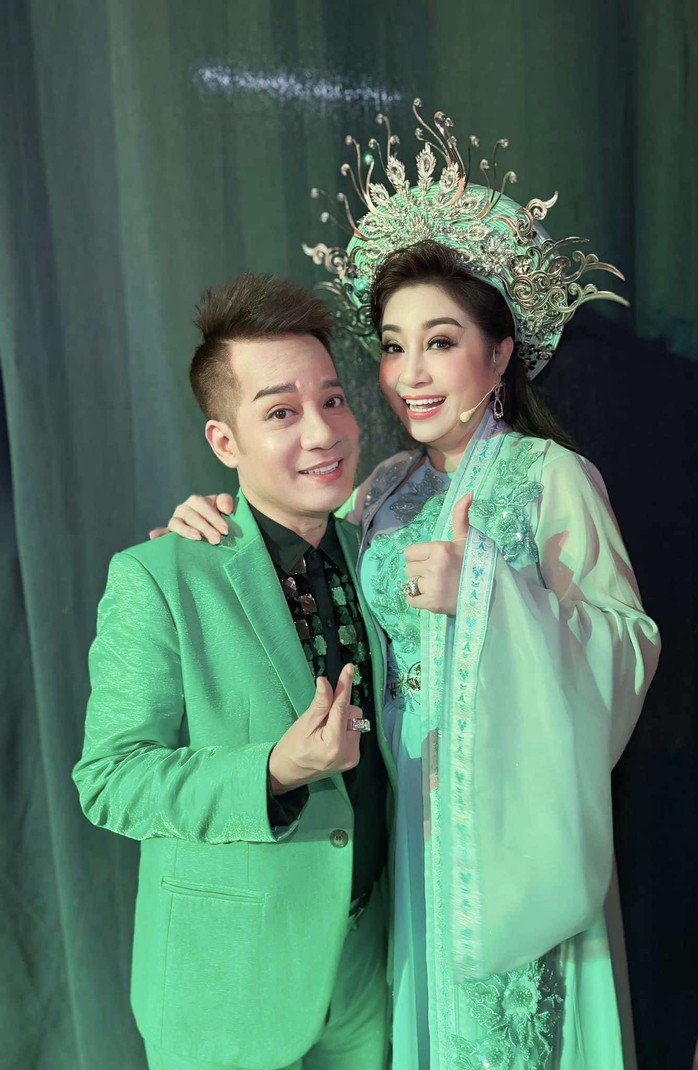 NSND Lệ Thủy: Thế hệ chúng tôi luôn là những ngôi sao bình dị- Ảnh 6. NSND Lệ Thủy: Thế hệ chúng tôi luôn là những ngôi sao bình dị- Ảnh 6.