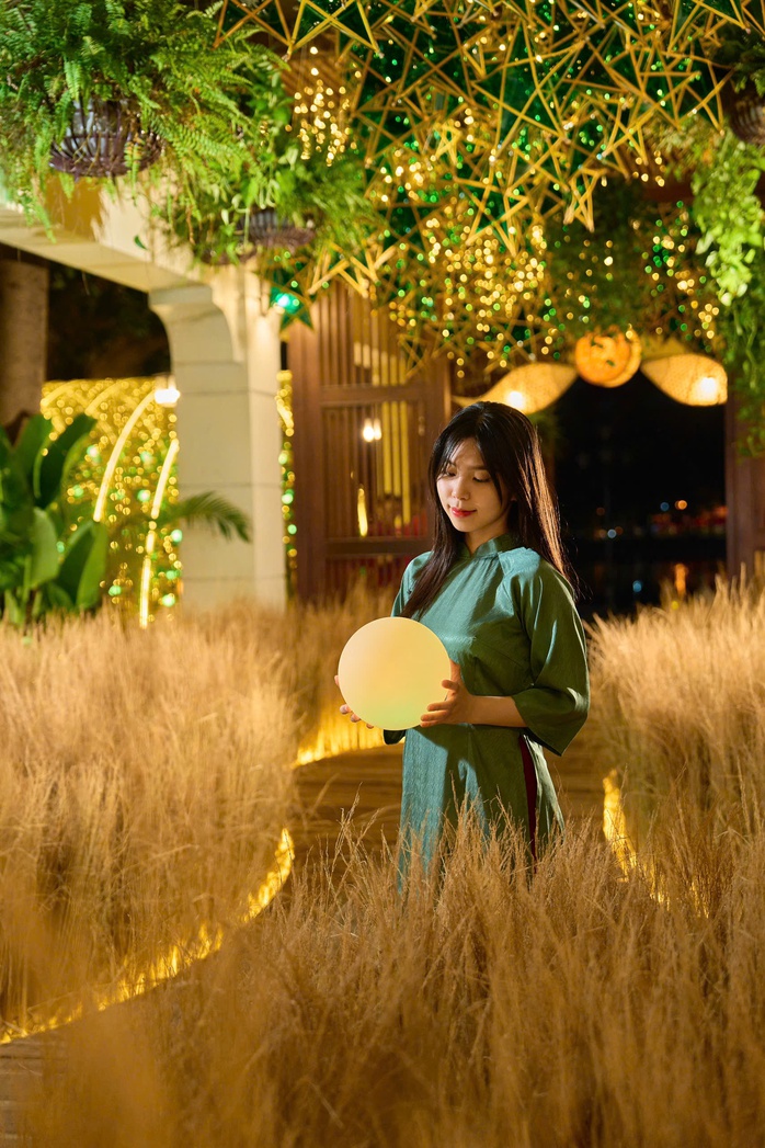 Người Hà Nội háo hức với không gian trung thu truyền thống- Ảnh 6. Người Hà Nội háo hức với không gian trung thu truyền thống- Ảnh 6.