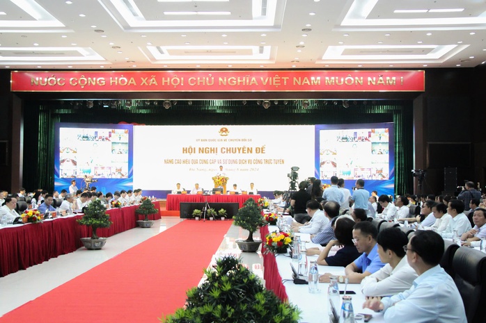Thủ tướng Phạm Minh Chính: Chuyển đổi số đã đến từng ngõ, gõ từng nhà, đến từng người- Ảnh 2. Thủ tướng Phạm Minh Chính: Chuyển đổi số đã đến từng ngõ, gõ từng nhà, đến từng người- Ảnh 2.