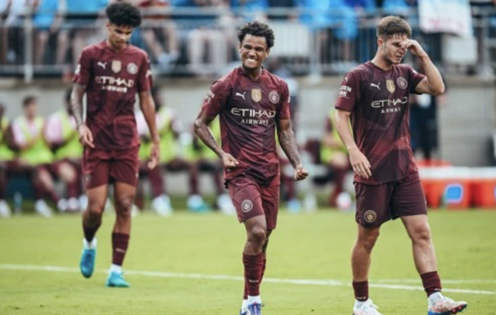 Chelsea thua đậm và thua nhanh Man City, cổ động viên âu lo - Ảnh 3. Chelsea thua đậm và thua nhanh Man City, cổ động viên âu lo - Ảnh 3.