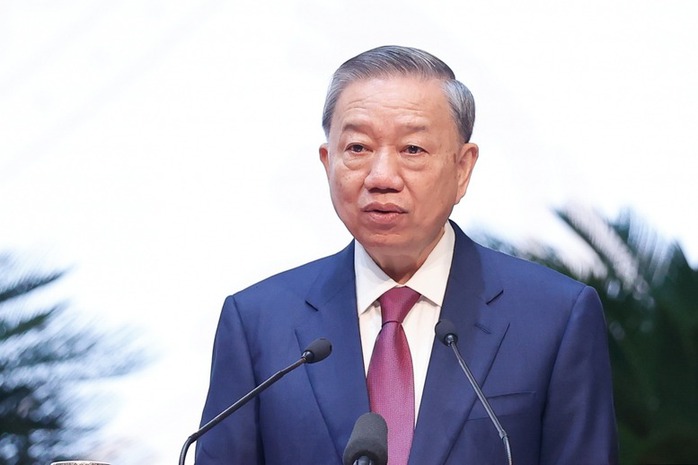 Tổng Bí thư, Chủ tịch nước Tô Lâm: Hết lòng phụng sự Tổ quốc, phục vụ Nhân dân- Ảnh 1. Tổng Bí thư, Chủ tịch nước Tô Lâm: Hết lòng phụng sự Tổ quốc, phục vụ Nhân dân- Ảnh 1.