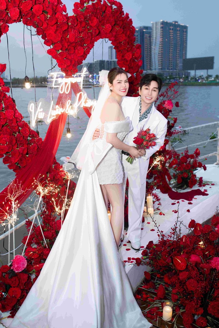 Kế hoạch mới của NSƯT Vũ Luân và hoa hậu quý bà kém 7 tuổi- Ảnh 1. Kế hoạch mới của NSƯT Vũ Luân và hoa hậu quý bà kém 7 tuổi- Ảnh 1.