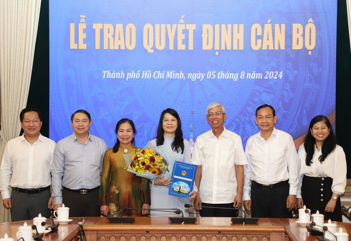 TP HCM: Quận Gò Vấp có tân Phó Chủ tịch UBND- Ảnh 2. TP HCM: Quận Gò Vấp có tân Phó Chủ tịch UBND- Ảnh 2.