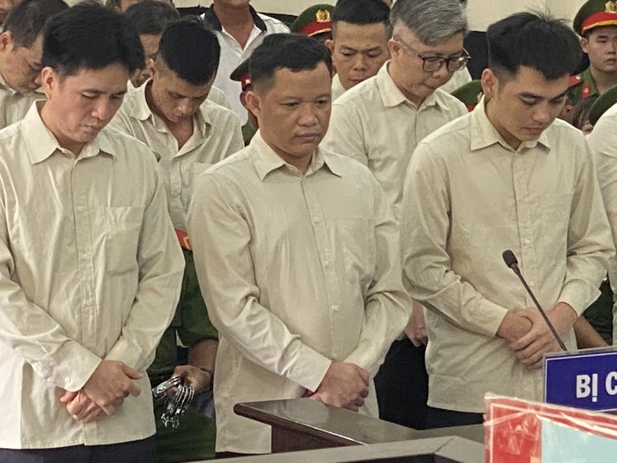 CLIP: Tuy&ecirc;n &aacute;n g&atilde; thợ hồ ở Tiền Giang khiến nhiều c&aacute;n bộ li&ecirc;n quan bị bắt - Ảnh 1.