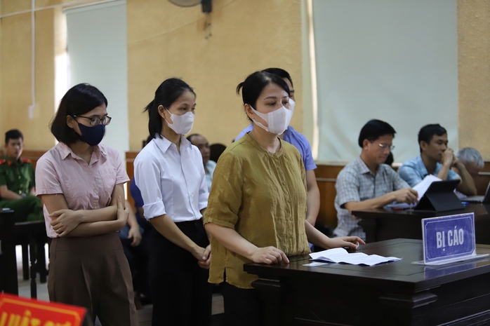 Nữ giám đốc Công ty CP CNTT Lam Hồng cùng thuộc cấp lĩnh án vì hưởng lợi bất chính- Ảnh 1. Nữ giám đốc Công ty CP CNTT Lam Hồng cùng thuộc cấp lĩnh án vì hưởng lợi bất chính- Ảnh 1.