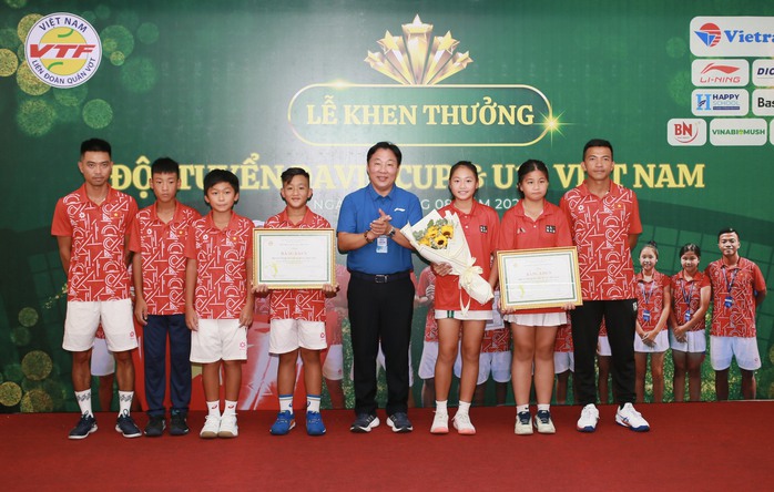Khai mạc Giải quần vợt vô địch thanh thiếu niên toàn quốc 2024- Ảnh 4. Khai mạc Giải quần vợt vô địch thanh thiếu niên toàn quốc 2024- Ảnh 4.