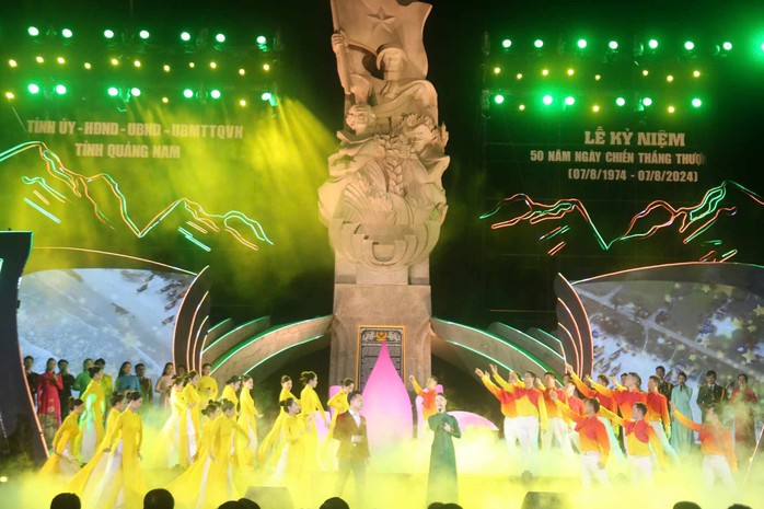 Lãnh đạo các ban, bộ ngành trung ương dự kỷ niệm 50 năm Chiến thắng Thượng Đức- Ảnh 6. Lãnh đạo các ban, bộ ngành trung ương dự kỷ niệm 50 năm Chiến thắng Thượng Đức- Ảnh 6.