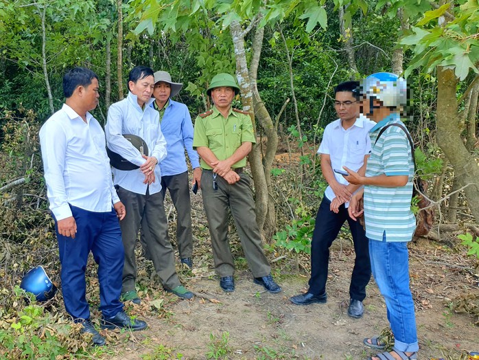 Bí mật sau những chuyến xe chở cây rừng ở Quảng Trị (*): Vén màn sự thật- Ảnh 2. Bí mật sau những chuyến xe chở cây rừng ở Quảng Trị (*): Vén màn sự thật- Ảnh 2.