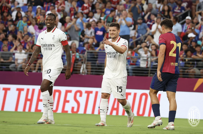 Barcelona hụt bước trước AC Milan, Real Madrid thắng nhàn nhã Chelsea- Ảnh 5. Barcelona hụt bước trước AC Milan, Real Madrid thắng nhàn nhã Chelsea- Ảnh 5.