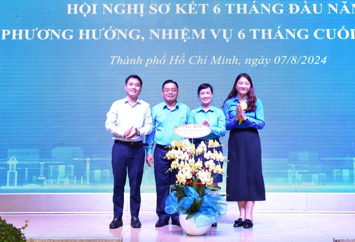Báo Người Lao Động ký kết phối hợp hoạt động với LĐLĐ quận 7- Ảnh 5. Báo Người Lao Động ký kết phối hợp hoạt động với LĐLĐ quận 7- Ảnh 5.