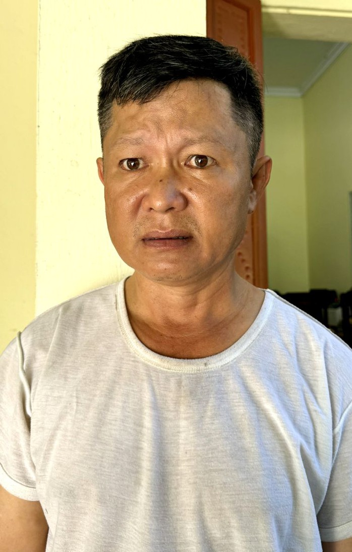 Bắt một hạt phó quản lý đường bộ- Ảnh 1. Bắt một hạt phó quản lý đường bộ- Ảnh 1.