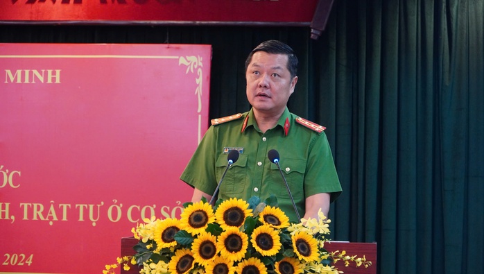 TP HCM: Phổ biến Luật Căn cước và Luật Lực lượng tham gia bảo vệ ANTT ở cơ sở- Ảnh 5. TP HCM: Phổ biến Luật Căn cước và Luật Lực lượng tham gia bảo vệ ANTT ở cơ sở- Ảnh 5.