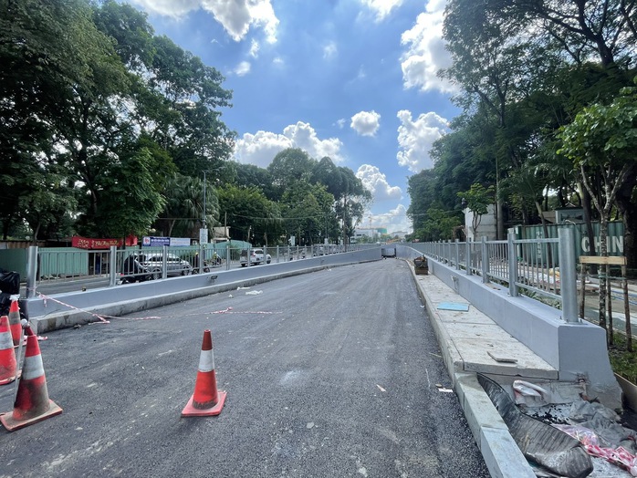 Cận cảnh nhánh hầm chui cửa ngõ Tân Sơn Nhất sắp thông xe - Ảnh 1. Cận cảnh nhánh hầm chui cửa ngõ Tân Sơn Nhất sắp thông xe - Ảnh 1.