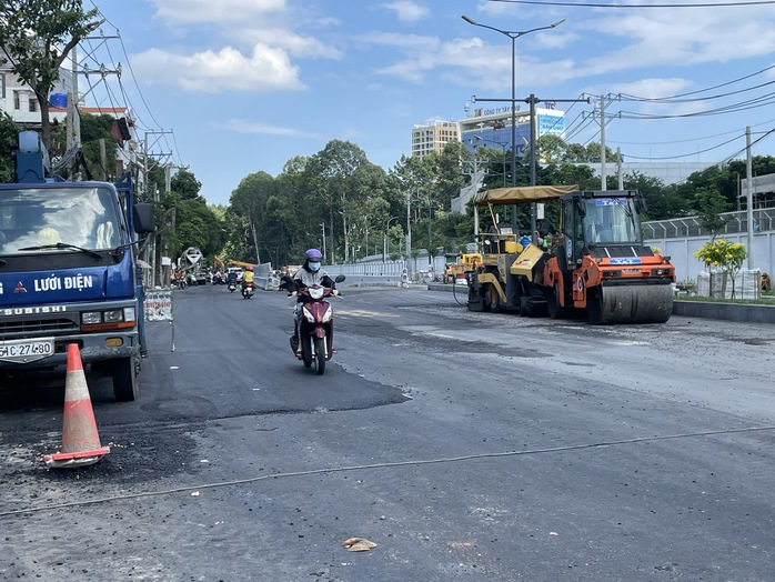 Cận cảnh nhánh hầm chui cửa ngõ Tân Sơn Nhất sắp thông xe - Ảnh 5. Cận cảnh nhánh hầm chui cửa ngõ Tân Sơn Nhất sắp thông xe - Ảnh 5.