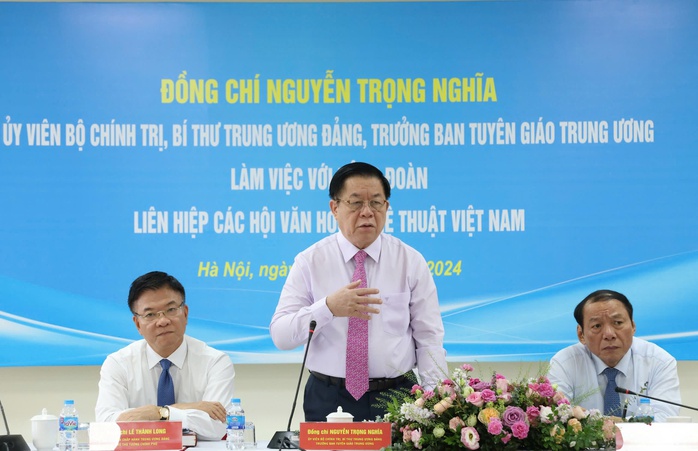 Khơi dậy khát vọng cống hiến của văn nghệ sĩ- Ảnh 1. Khơi dậy khát vọng cống hiến của văn nghệ sĩ- Ảnh 1.