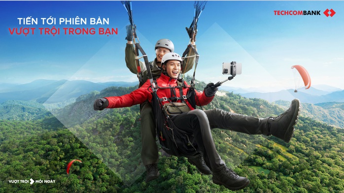 Techcombank lan tỏa tích cực thông điệp “Tiến tới phiên bản vượt trội trong bạn”- Ảnh 1. Techcombank lan tỏa tích cực thông điệp “Tiến tới phiên bản vượt trội trong bạn”- Ảnh 1.