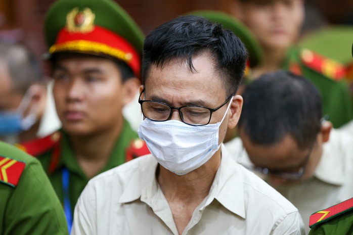 Đại án đăng kiểm: Cựu Cục trưởng Trần Kỳ Hình chối bỏ trách nhiệm- Ảnh 1. Đại án đăng kiểm: Cựu Cục trưởng Trần Kỳ Hình chối bỏ trách nhiệm- Ảnh 1.
