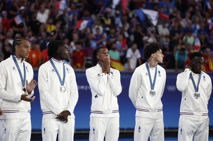 Sau 120 phút kịch tính, Tây Ban Nha đoạt HCV bóng đá nam Olympic 2024 - Ảnh 7. Sau 120 phút kịch tính, Tây Ban Nha đoạt HCV bóng đá nam Olympic 2024 - Ảnh 7.