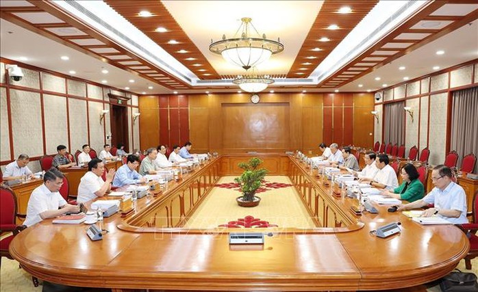 Tổng Bí thư, Chủ tịch nước Tô Lâm chủ trì Phiên họp thường kỳ Bộ Chính trị- Ảnh 5. Tổng Bí thư, Chủ tịch nước Tô Lâm chủ trì Phiên họp thường kỳ Bộ Chính trị- Ảnh 5.