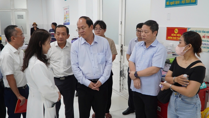 Kiểm tra toàn diện hệ thống cây xanh TP HCM- Ảnh 1. Kiểm tra toàn diện hệ thống cây xanh TP HCM- Ảnh 1.