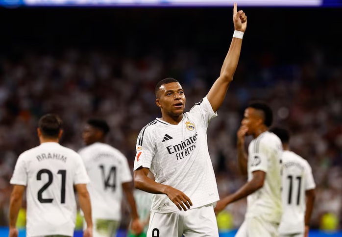 Kylian Mbappe nhẹ nhõm sau cú đúp giúp Real Madrid thắng Betis 2-0- Ảnh 1. Kylian Mbappe nhẹ nhõm sau cú đúp giúp Real Madrid thắng Betis 2-0- Ảnh 1.