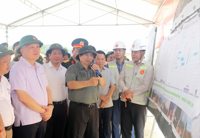 Thủ tướng Phạm Minh Chính thị sát các dự án trọng điểm tại Đà Nẵng- Ảnh 5. Thủ tướng Phạm Minh Chính thị sát các dự án trọng điểm tại Đà Nẵng- Ảnh 5.