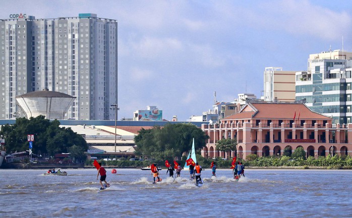 ẢNH: HOÀNG TRIỀU ẢNH: HOÀNG TRIỀU