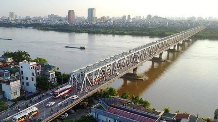 Hà Nội cấm xe khách, xe tải trên 0,5 tấn qua cầu Chương Dương- Ảnh 1. Hà Nội cấm xe khách, xe tải trên 0,5 tấn qua cầu Chương Dương- Ảnh 1.
