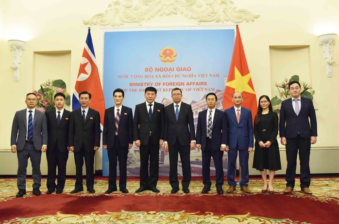 Hoạt động của đoàn ngoại giao Triều Tiên tại Việt Nam- Ảnh 4. Hoạt động của đoàn ngoại giao Triều Tiên tại Việt Nam- Ảnh 4.