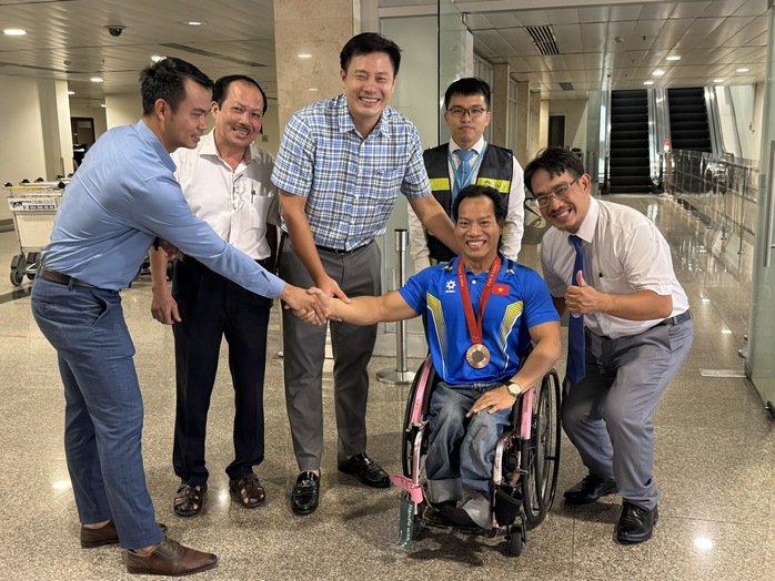 Ngày về của các tuyển thủ Paralympic Việt Nam- Ảnh 2. Ngày về của các tuyển thủ Paralympic Việt Nam- Ảnh 2.