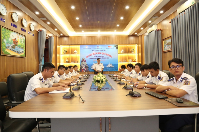 Vùng Cảnh sát biển 4 lan tỏa tình yêu biển, đảo quê hương- Ảnh 2. Vùng Cảnh sát biển 4 lan tỏa tình yêu biển, đảo quê hương- Ảnh 2.
