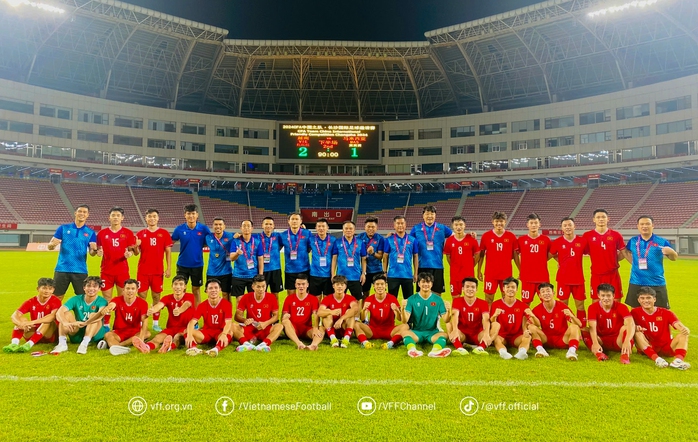 Chơi thiếu người, U22 Việt Nam vẫn thắng U22 Malaysia- Ảnh 2. Chơi thiếu người, U22 Việt Nam vẫn thắng U22 Malaysia- Ảnh 2.