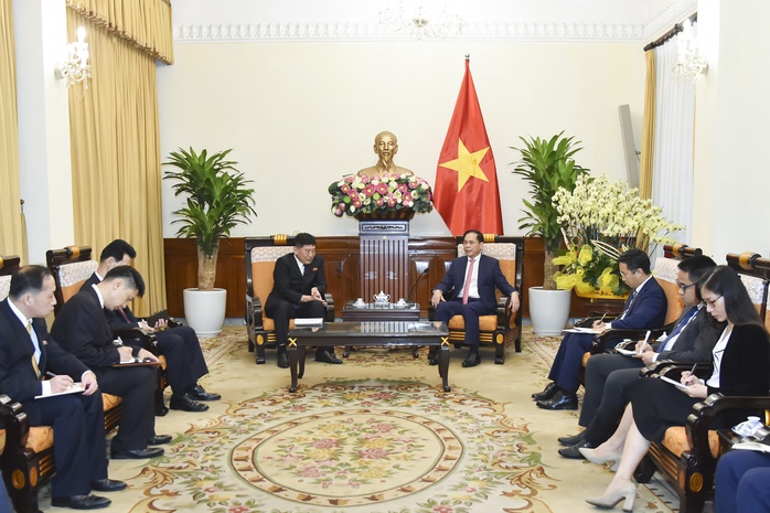 Hoạt động của đoàn ngoại giao Triều Tiên tại Việt Nam- Ảnh 6. Hoạt động của đoàn ngoại giao Triều Tiên tại Việt Nam- Ảnh 6.