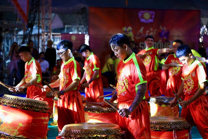 TP HCM: Giải Lân - Sư - Rồng thổi bừng không khí Tết trung thu- Ảnh 8. TP HCM: Giải Lân - Sư - Rồng thổi bừng không khí Tết trung thu- Ảnh 8.
