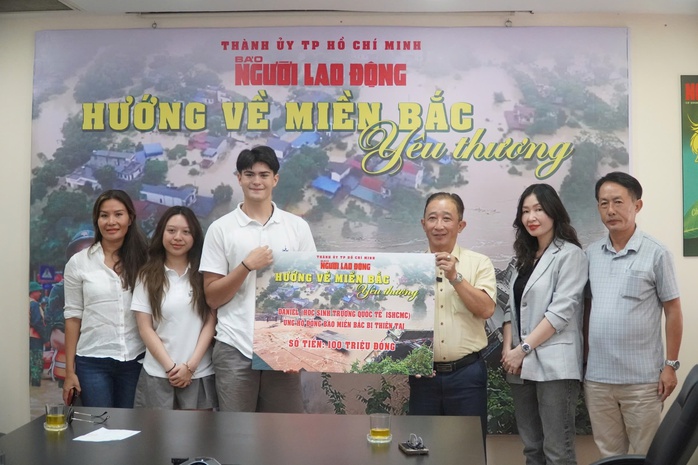 Một học sinh nước ngoài quyên góp 100 triệu đồng giúp đồng bào các tỉnh miền Bắc- Ảnh 1. Một học sinh nước ngoài quyên góp 100 triệu đồng giúp đồng bào các tỉnh miền Bắc- Ảnh 1.