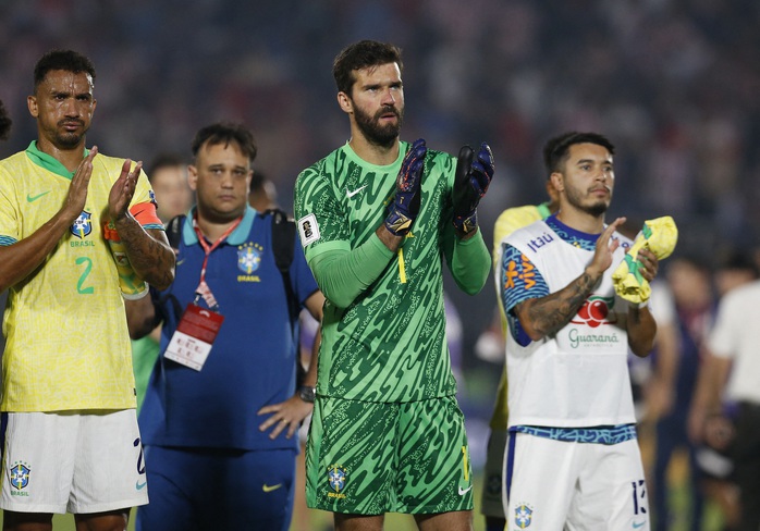 Thua 4/8 trận vòng loại World Cup, tương lai Brazil mịt mờ- Ảnh 5. Thua 4/8 trận vòng loại World Cup, tương lai Brazil mịt mờ- Ảnh 5.
