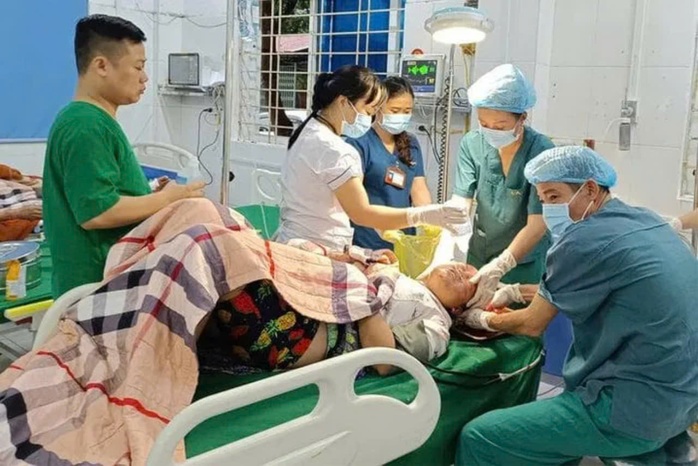 Huy động mọi nguồn lực tìm kiếm 73 người mất tích tại thôn Làng Nủ- Ảnh 2. Huy động mọi nguồn lực tìm kiếm 73 người mất tích tại thôn Làng Nủ- Ảnh 2.