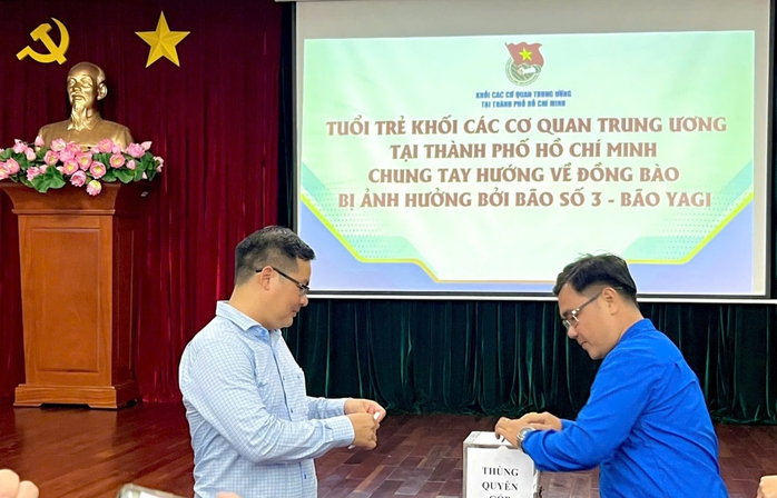 Góp sức trẻ cùng đồng bào miền Bắc gượng dậy sau thiên tai- Ảnh 2. Góp sức trẻ cùng đồng bào miền Bắc gượng dậy sau thiên tai- Ảnh 2.