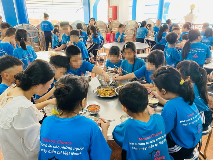 Trang đời mới cho những trẻ kém may mắn (*): Câu chuyện ở Nhà May Mắn- Ảnh 1. Trang đời mới cho những trẻ kém may mắn (*): Câu chuyện ở Nhà May Mắn- Ảnh 1.