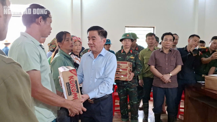 Nỗi đau xé lòng ở Làng Nủ: Tìm thấy thêm 7 thi thể, còn 52 người mất tích- Ảnh 3. Nỗi đau xé lòng ở Làng Nủ: Tìm thấy thêm 7 thi thể, còn 52 người mất tích- Ảnh 3.