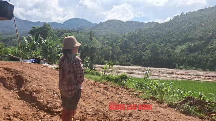 Đêm không ngủ ở Làng Nủ- Ảnh 3. Đêm không ngủ ở Làng Nủ- Ảnh 3.