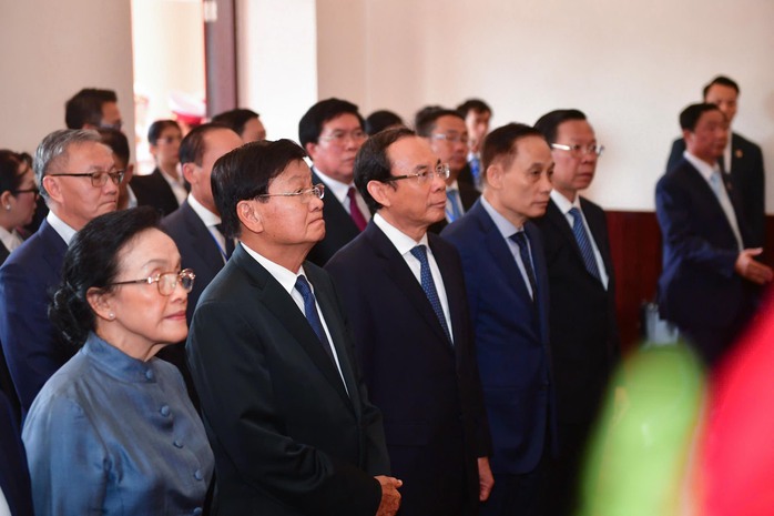 Tổng Bí thư, Chủ tịch nước Lào gặp nguyên Chủ tịch nước Nguyễn Minh Triết và nguyên Chủ tịch nước Trương Tấn Sang- Ảnh 3. Tổng Bí thư, Chủ tịch nước Lào gặp nguyên Chủ tịch nước Nguyễn Minh Triết và nguyên Chủ tịch nước Trương Tấn Sang- Ảnh 3.