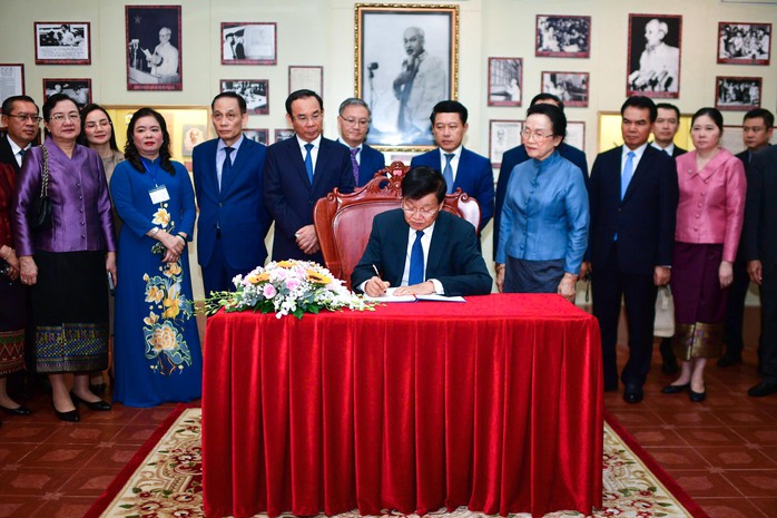 Tổng Bí thư, Chủ tịch nước Lào gặp nguyên Chủ tịch nước Nguyễn Minh Triết và nguyên Chủ tịch nước Trương Tấn Sang- Ảnh 7. Tổng Bí thư, Chủ tịch nước Lào gặp nguyên Chủ tịch nước Nguyễn Minh Triết và nguyên Chủ tịch nước Trương Tấn Sang- Ảnh 7.