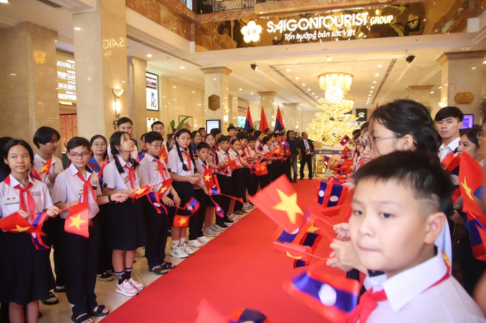 Tổng Bí thư, Chủ tịch nước Lào ủng hộ đồng bào các tỉnh miền Bắc bị ảnh hưởng do thiên tai- Ảnh 6. Tổng Bí thư, Chủ tịch nước Lào ủng hộ đồng bào các tỉnh miền Bắc bị ảnh hưởng do thiên tai- Ảnh 6.